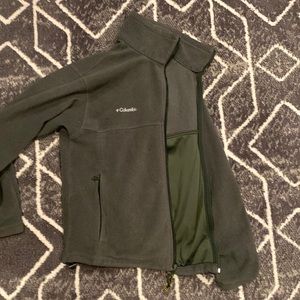 Columbia zip up jacket